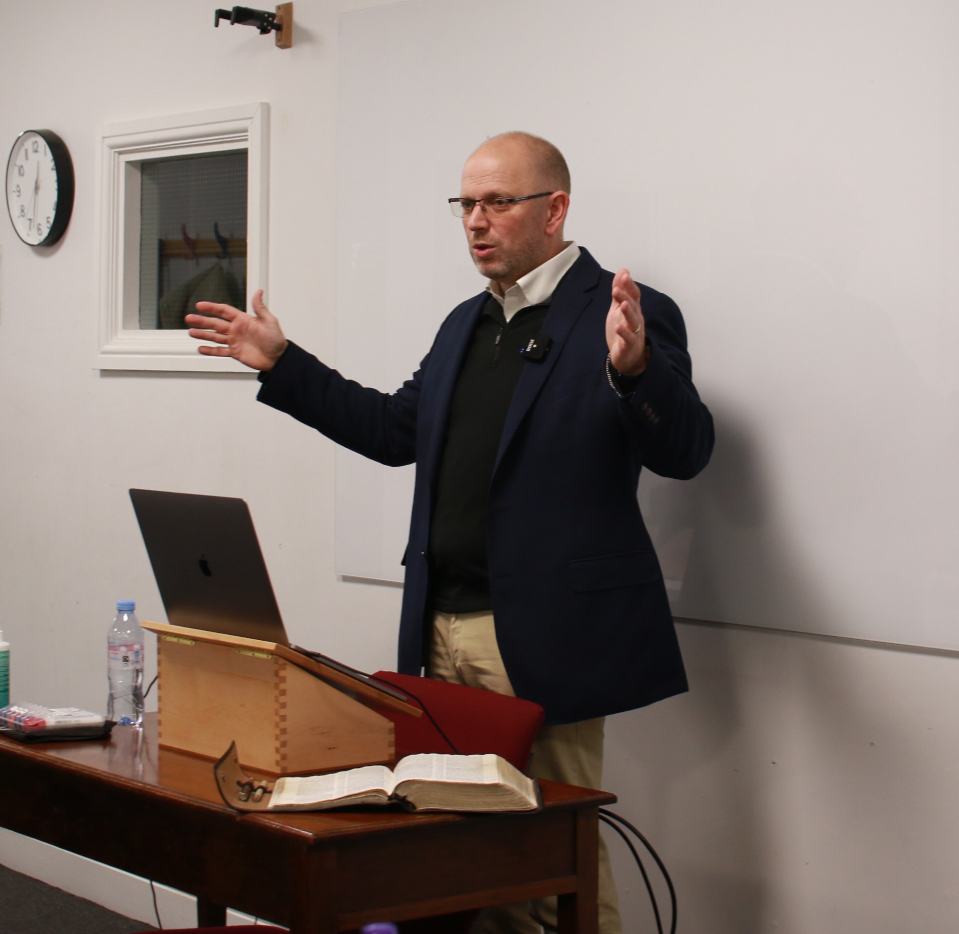 Lecturer. Tom Drion teaching the Hermeneutics class